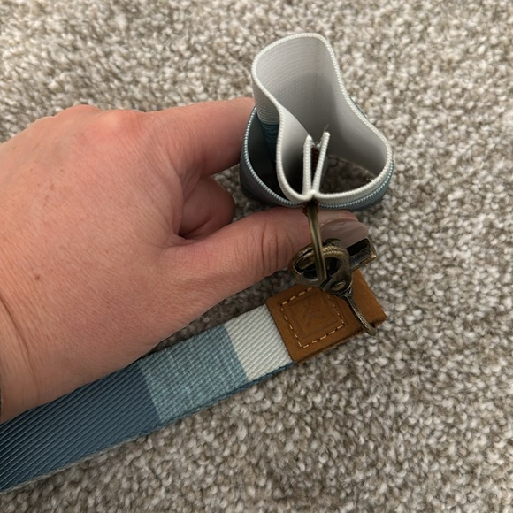 Thread Wallets Ultra Slim Card Holder Wallet + Wrist Lanyard Strap (Swell) - Picture 3 of 5